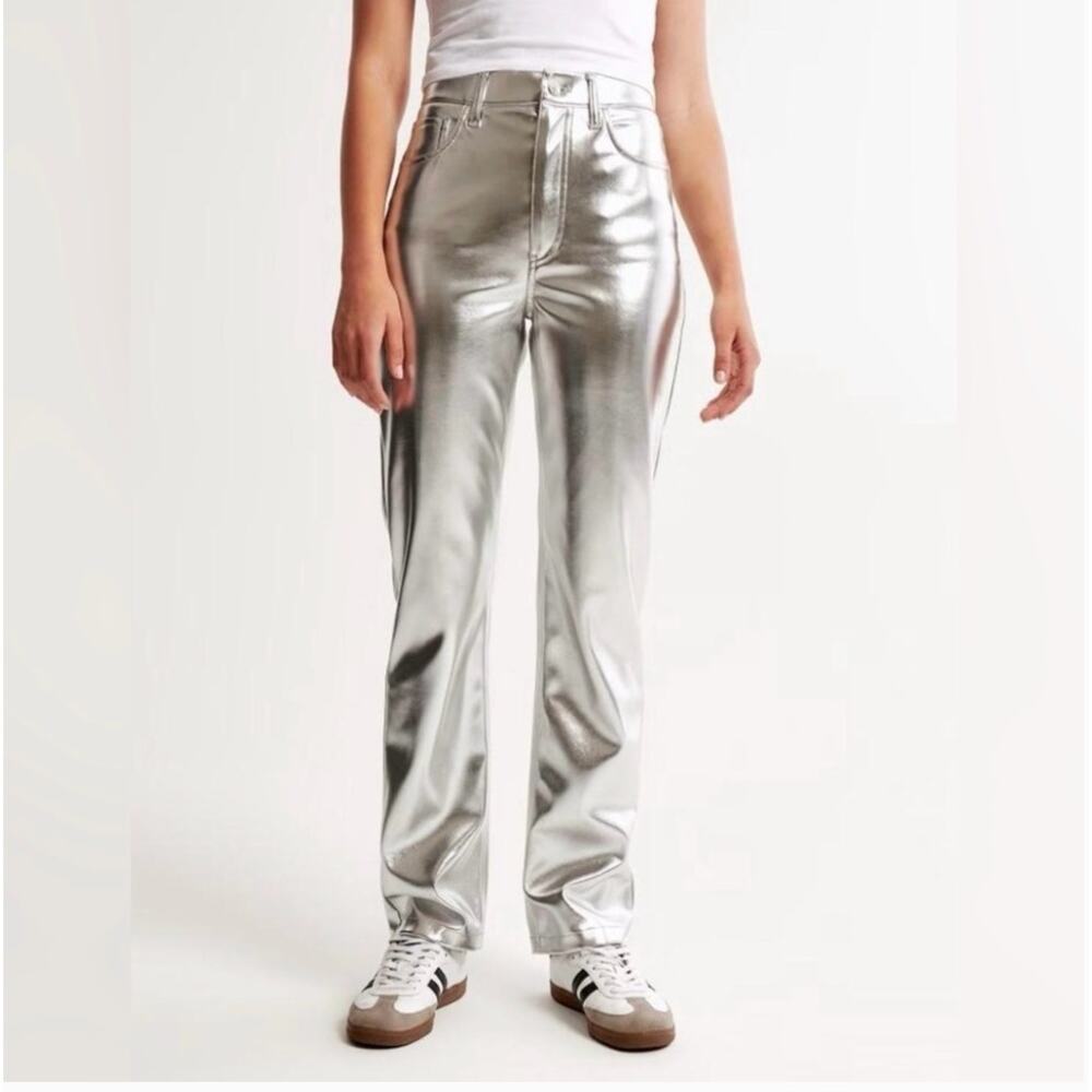 Abercrombie & Fitch 90s Straight Ultra High Rise Silver Pants 25 Short NWT